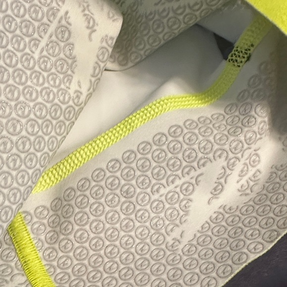 Zoot Women's racerback Top and cycling shorts - Picture 12 of 12